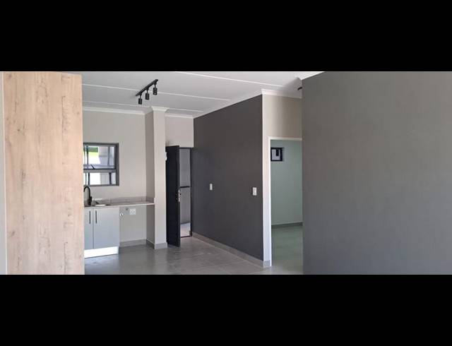 2 BEDROOM PROPERTY TO RENT IN DURBANVILLE CENTRAL